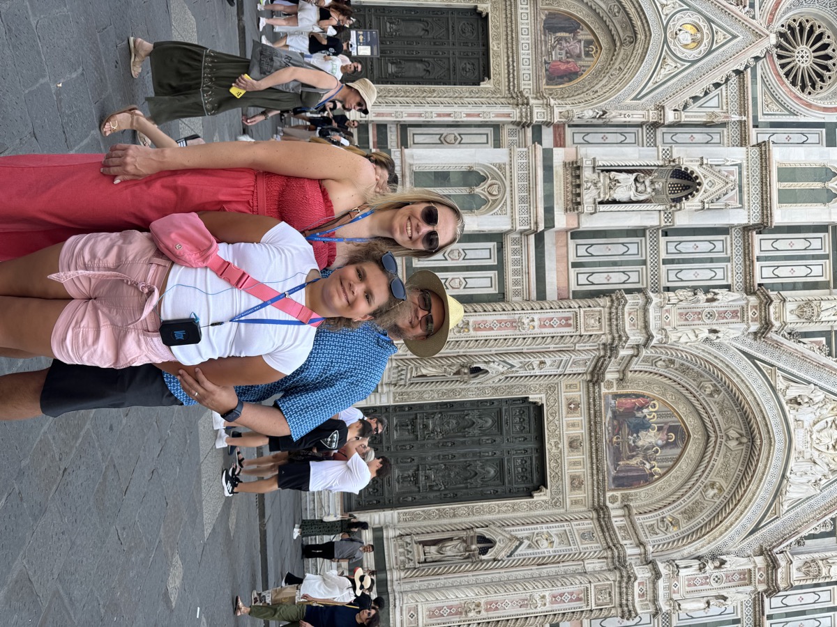 Family in front of Florence's Duomo