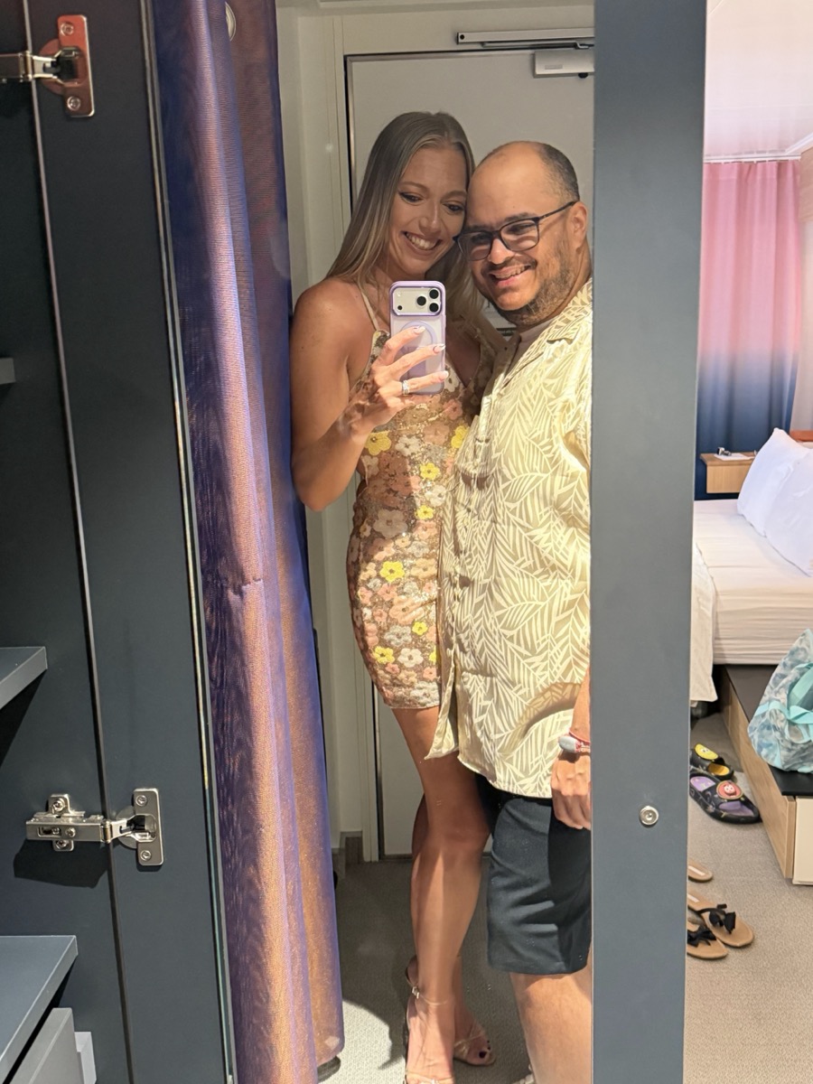 Couple selfie in the Sea Terrace cabin mirror